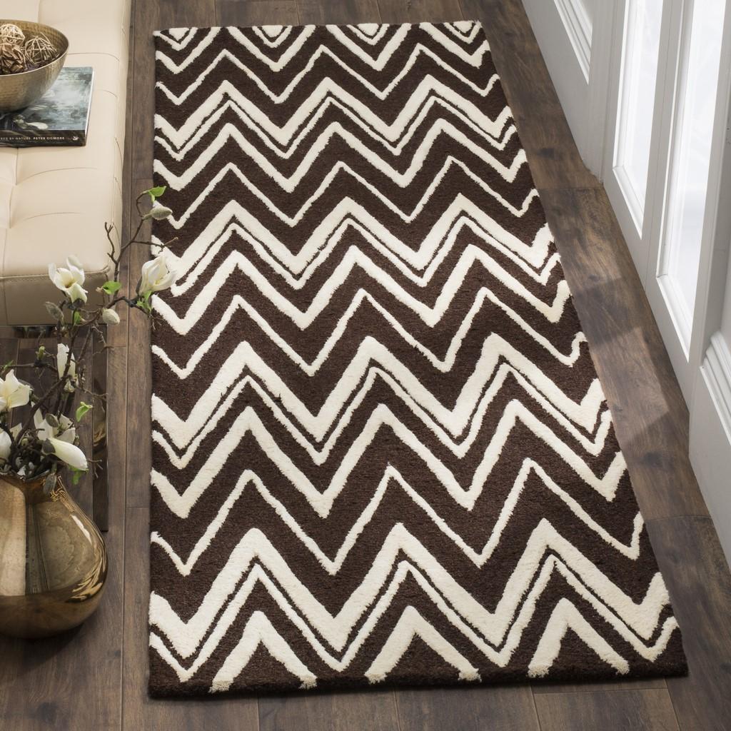 Safavieh Clearance Cambridge CAM711R Brown Rug