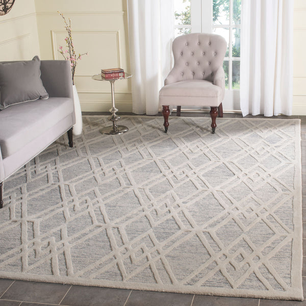 Safavieh Clearance Cambridge CAM729G Light Grey Rug