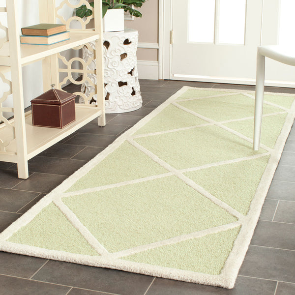 Safavieh Clearance Cambridge CAM136B Light Green Rug