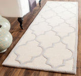 Safavieh Clearance Cambridge CAM134Y Ivory Rug