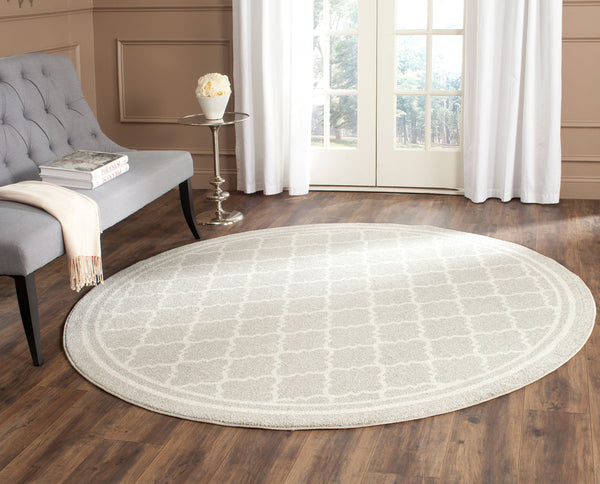 Safavieh Clearance Amherst AMT422B Light Grey Rug