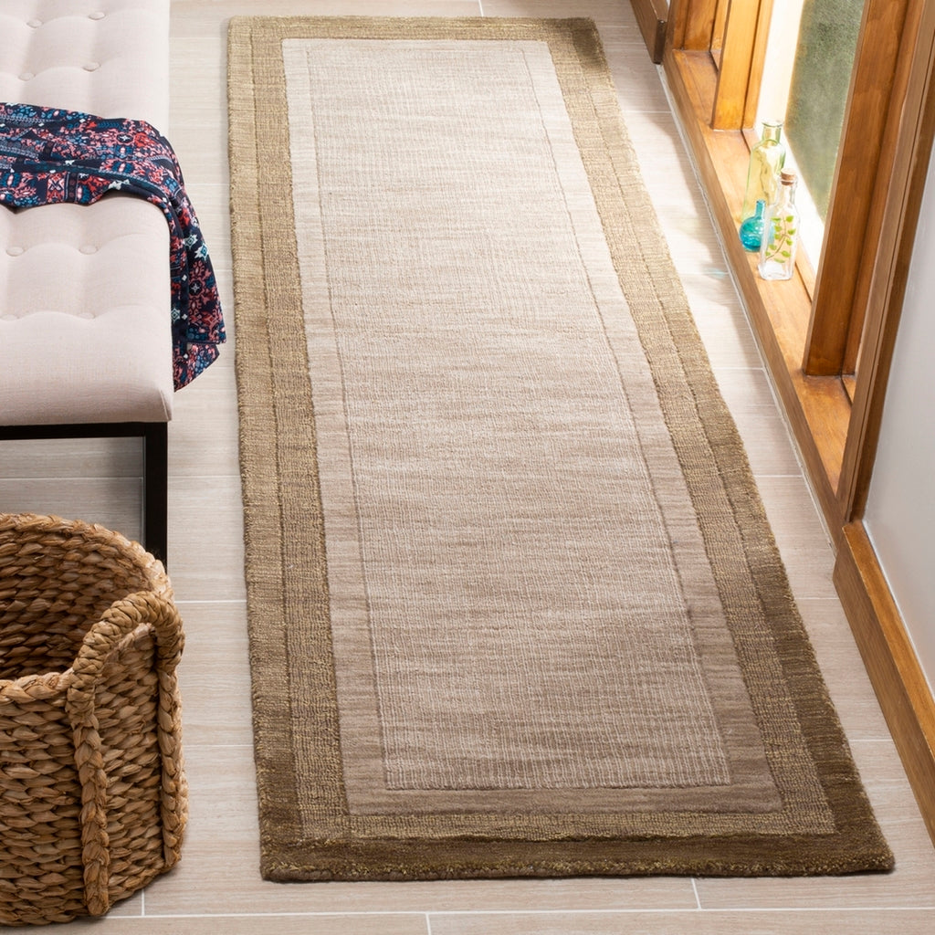 Safavieh Clearance Impressions IM821C Beige Rug