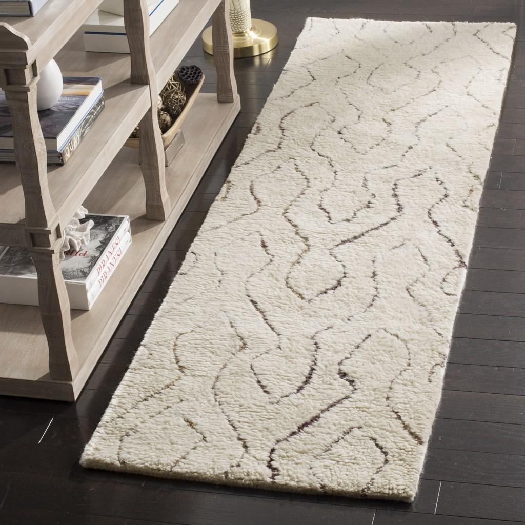 Safavieh Clearance Casablanca CSB211A Ivory Rug