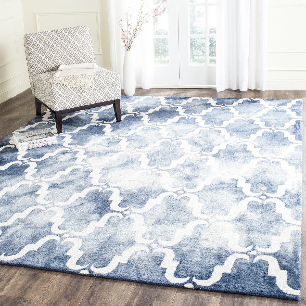 Safavieh Clearance Dip Dye DDY536N Navy Rug