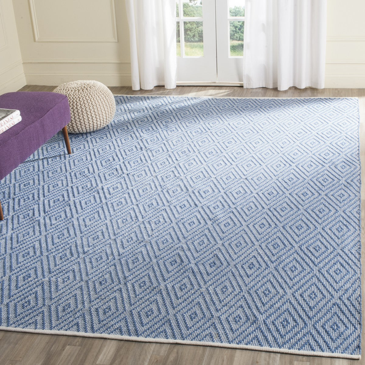 Safavieh Clearance Montauk MTK811B Blue Rug