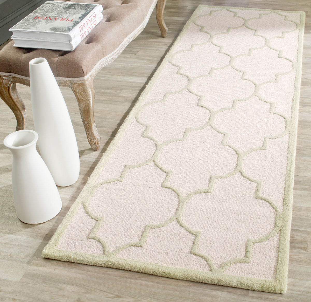 Safavieh Clearance Cambridge CAM134N Ivory Rug