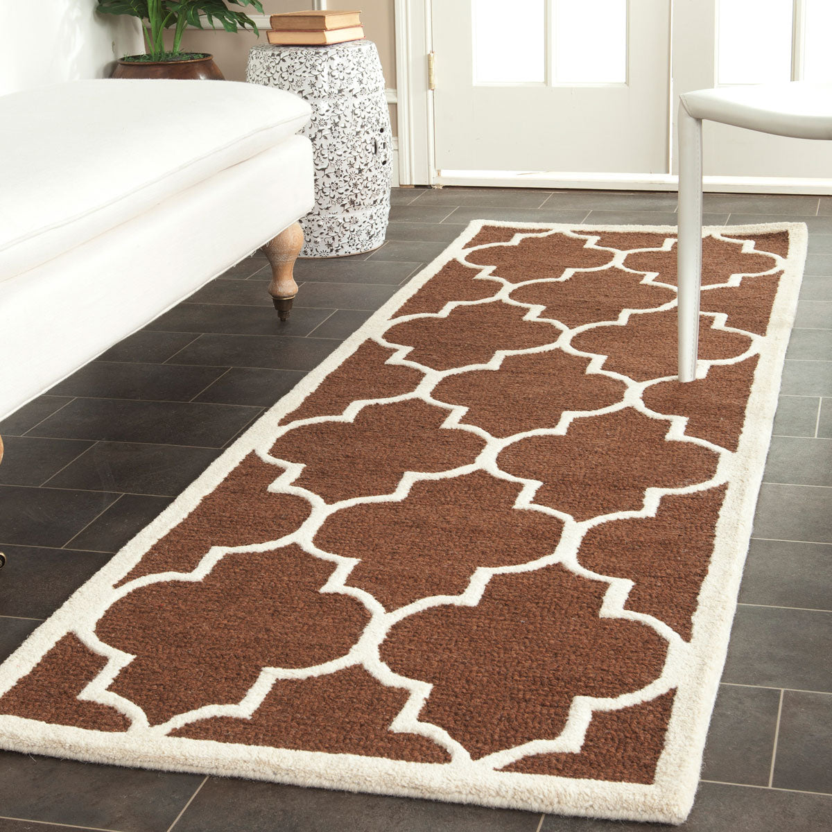 Safavieh Clearance Cambridge CAM134H Dark Brown Rug