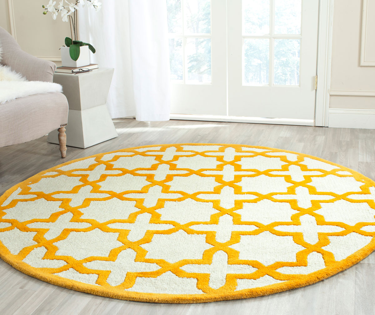 Safavieh Clearance Cambridge CAM125U Ivory Rug
