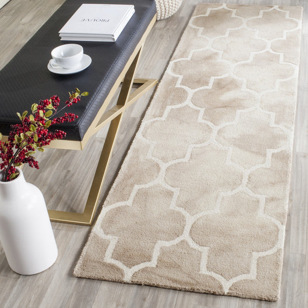 Safavieh Clearance Dip Dye DDY535G Beige Rug