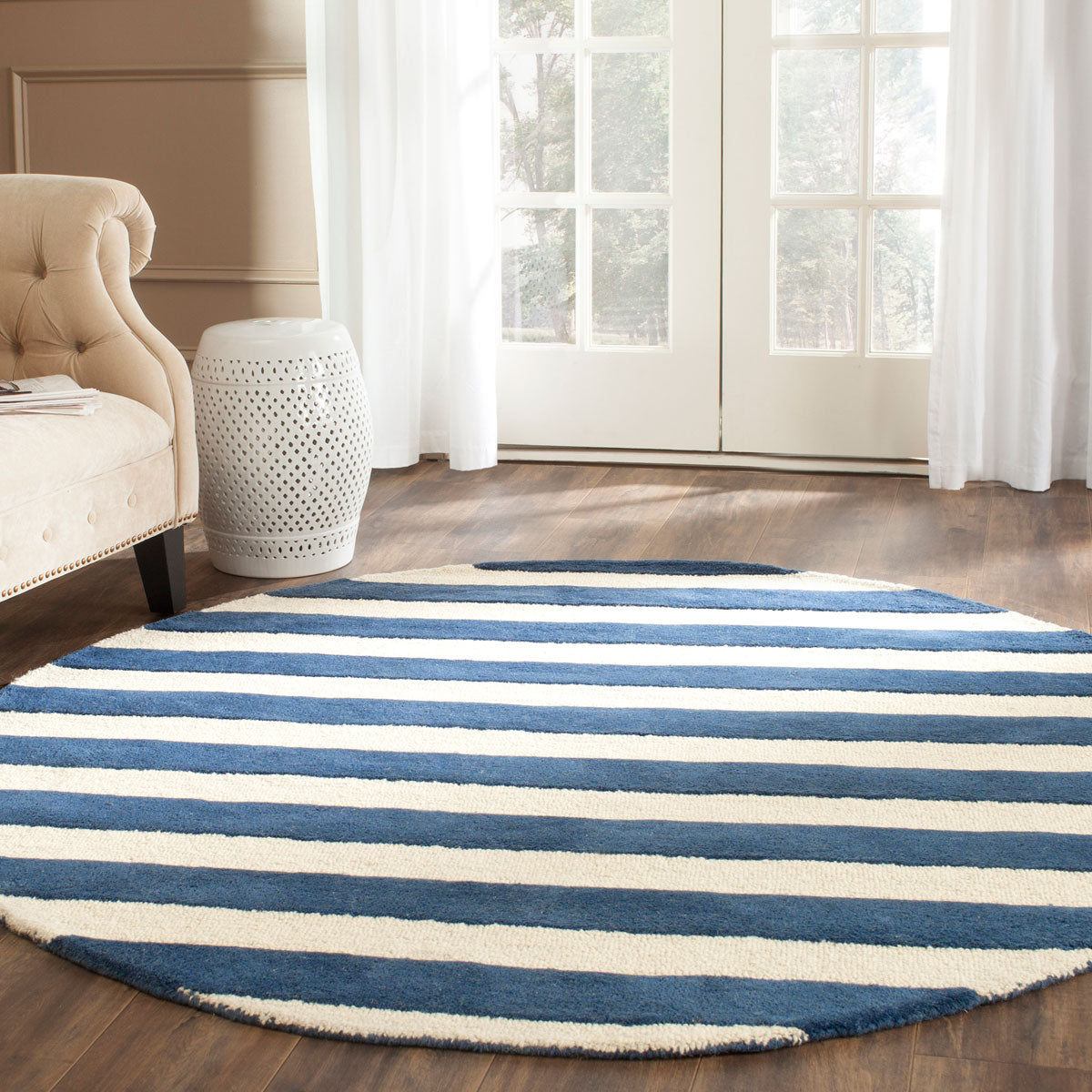 Safavieh Clearance Cambridge CAM154B Navy Rug
