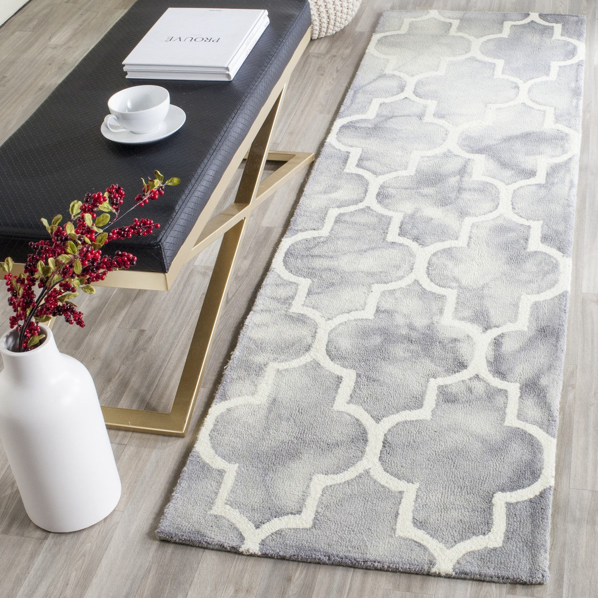 Safavieh Clearance Dip Dye DDY535C Grey Rug