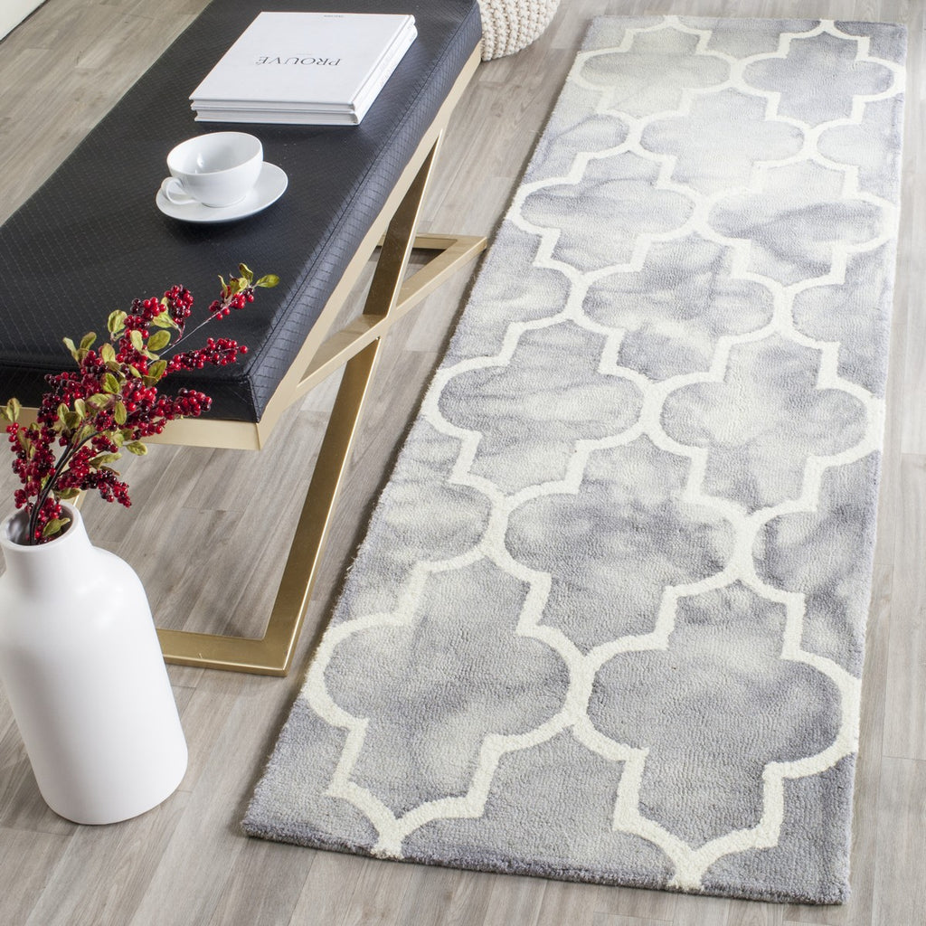 Safavieh Clearance Dip Dye DDY535C Grey Rug