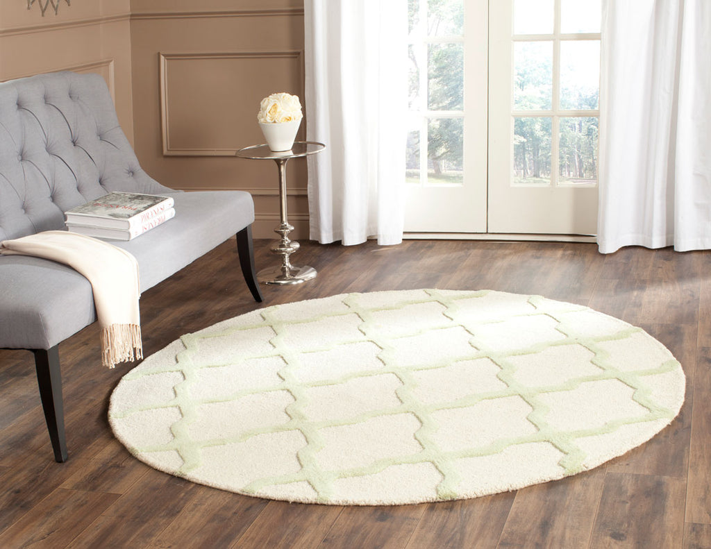 Safavieh Clearance Cambridge CAM121N Ivory Rug