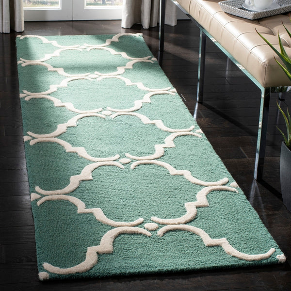 Safavieh Clearance Cambridge CAM703T Teal Rug