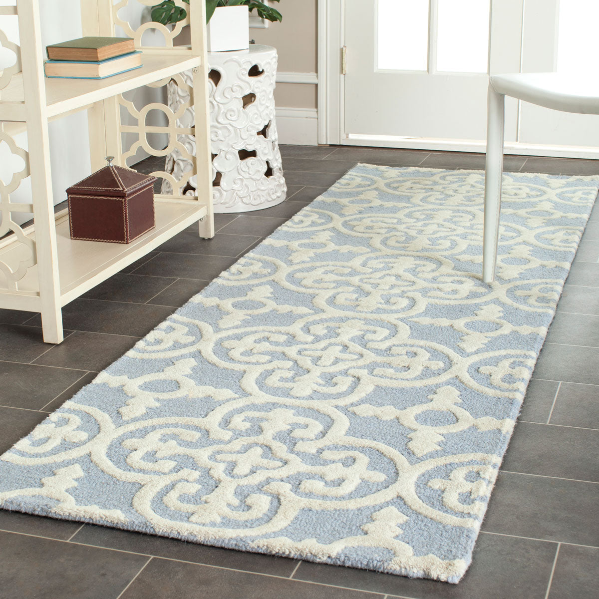 Safavieh Clearance Cambridge CAM133A Light Blue Rug