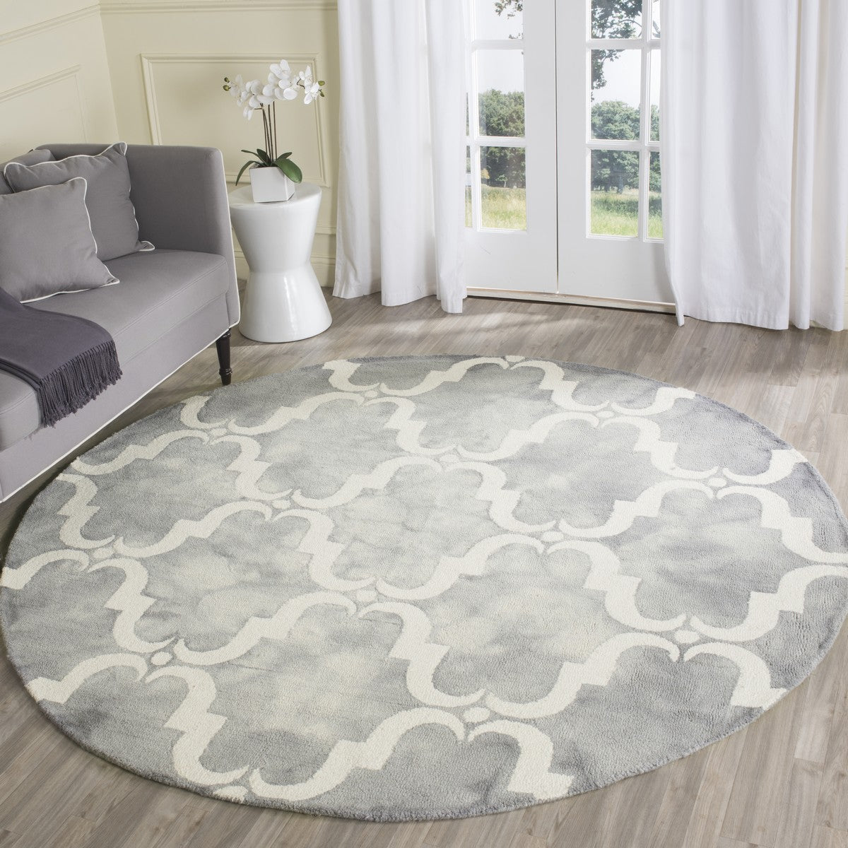 Safavieh Clearance Dip Dye DDY536C Grey Rug