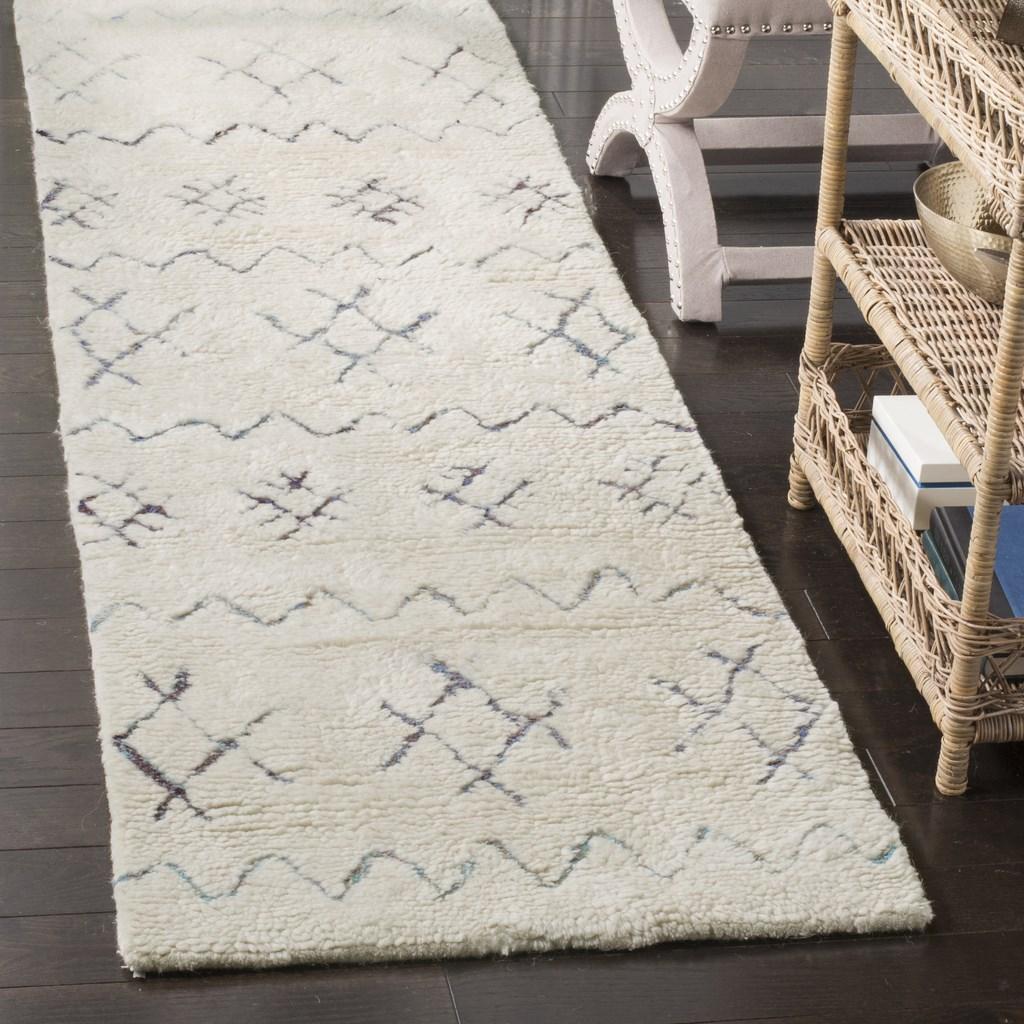 Safavieh Clearance Casablanca CSB213A Ivory Rug