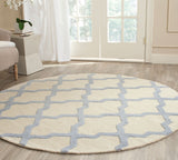 Safavieh Clearance Cambridge CAM121F Ivory Rug
