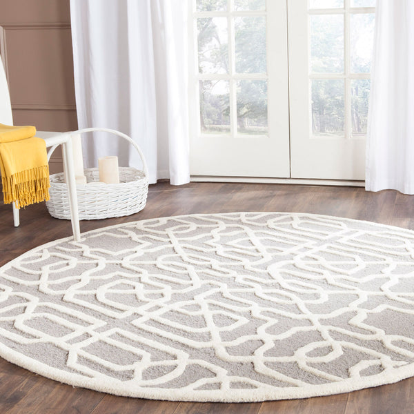 Safavieh Clearance Cambridge CAM570D Silver Rug