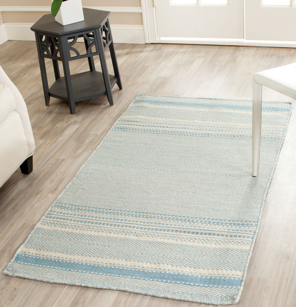 Safavieh Clearance Kilim KLM419A Pale Blue Rug