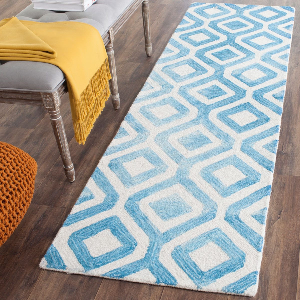 Safavieh Clearance Dip Dyes DDY679A Blue Rug