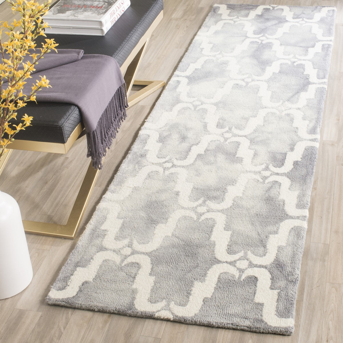 Safavieh Clearance Dip Dye DDY536C Grey Rug