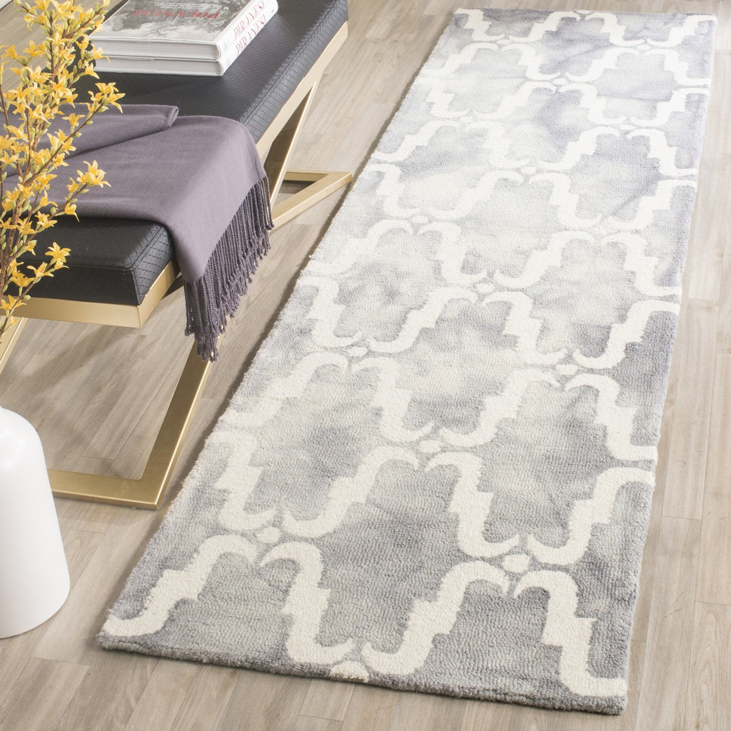 Safavieh Clearance Dip Dye DDY536C Grey Rug