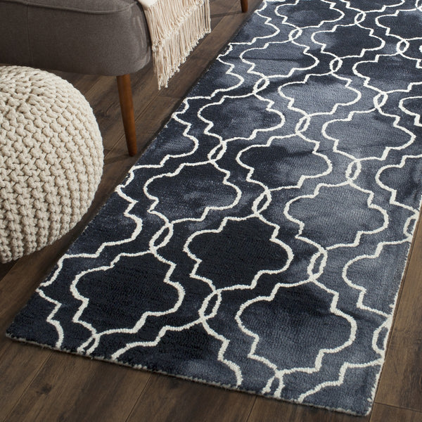 Safavieh Clearance Dip Dyes DDY677J Graphite Rug