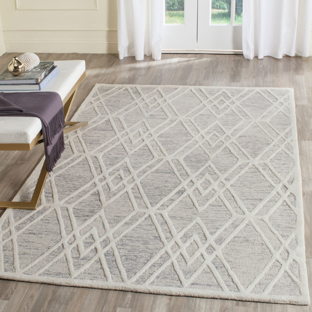 Safavieh Clearance Cambridge CAM729G Light Grey Rug