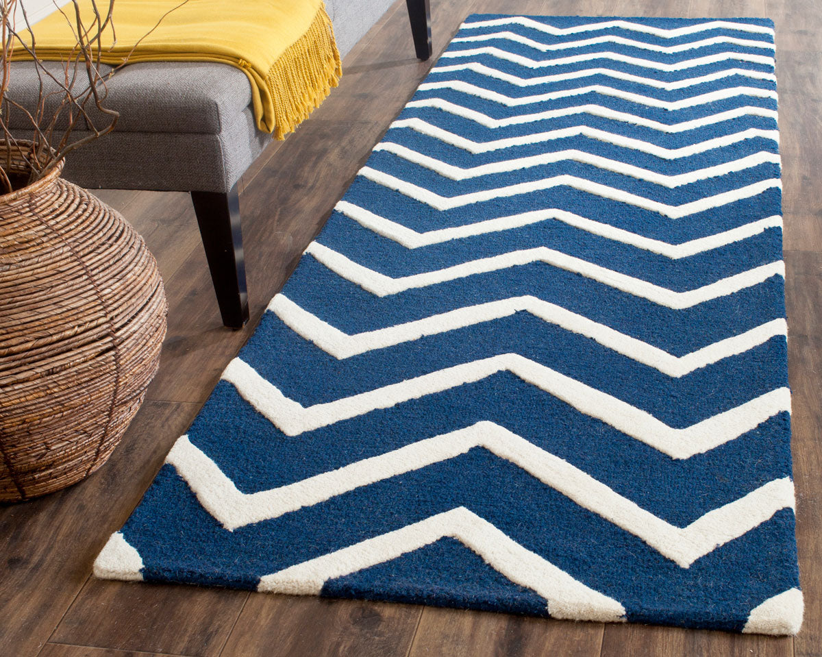 Safavieh Clearance Cambridge CAM714M Navy Rug