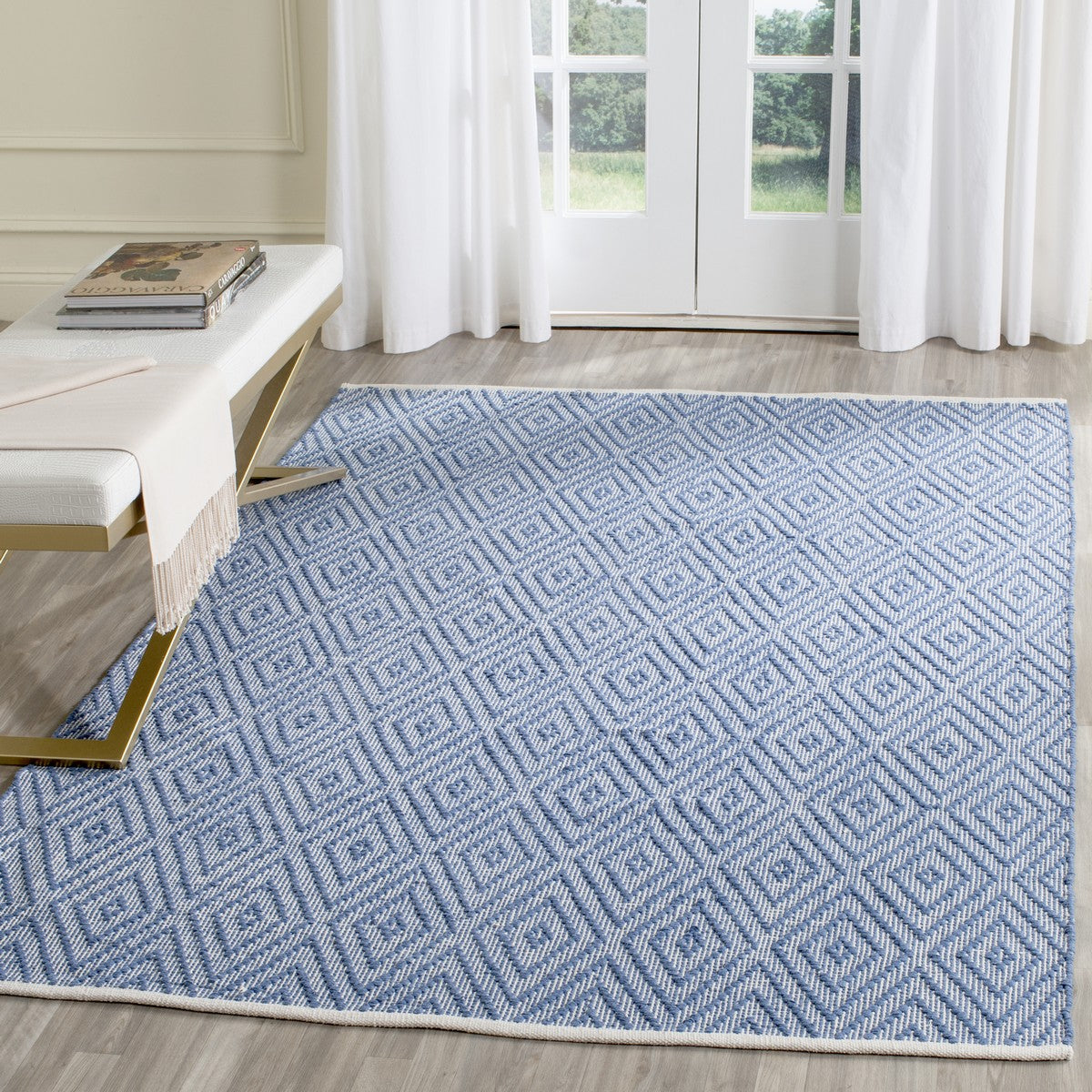 Safavieh Clearance Montauk MTK811B Blue Rug