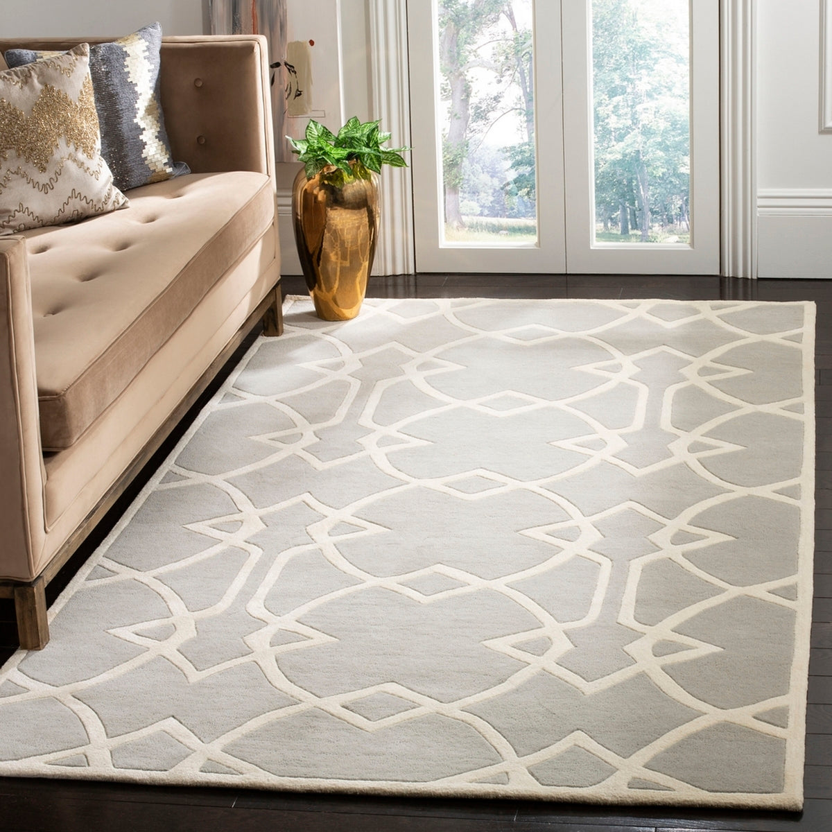 Safavieh Clearance Capri CPR343A Grey Rug