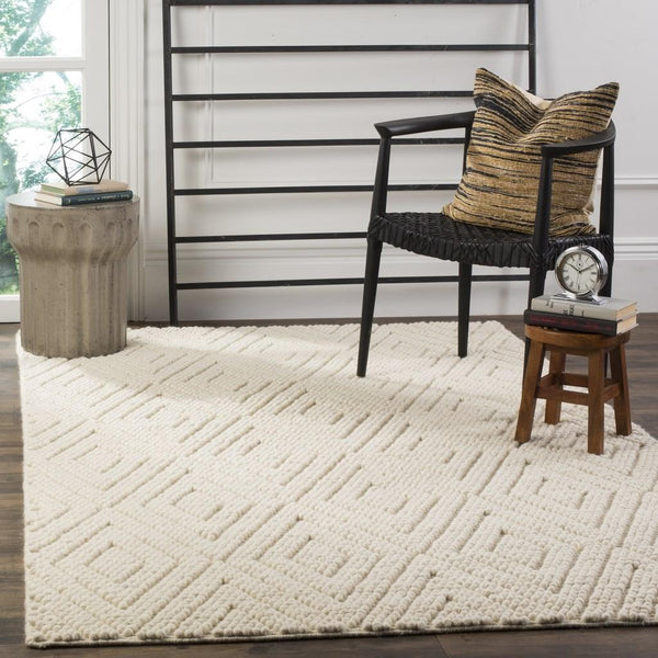 Safavieh Clearance Natura NAT623A Ivory Rug