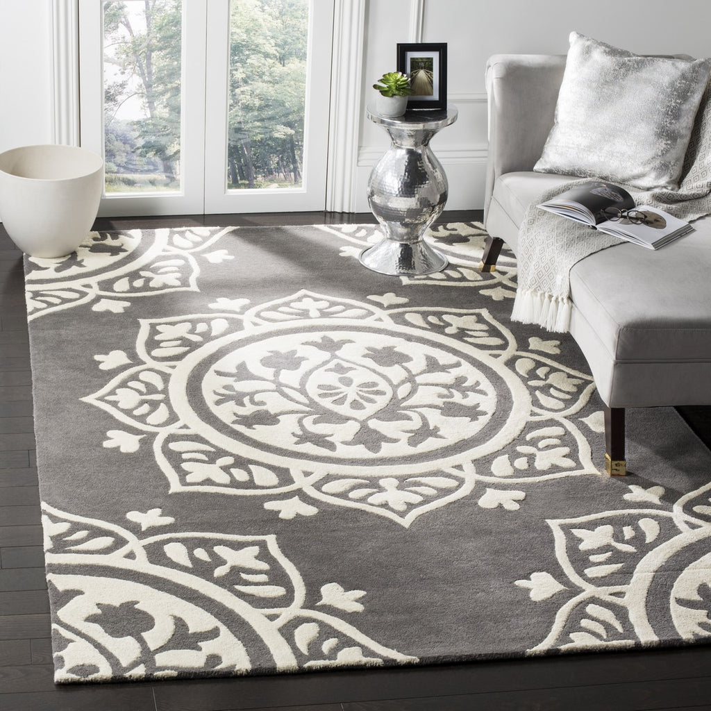 Safavieh Clearance Bella BEL136C Dark Grey Rug