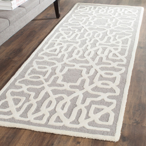 Safavieh Clearance Cambridge CAM570D Silver Rug