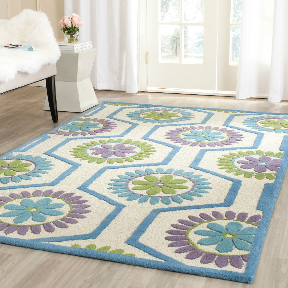 Safavieh Clearance Cambridge CAM716A Ivory Rug