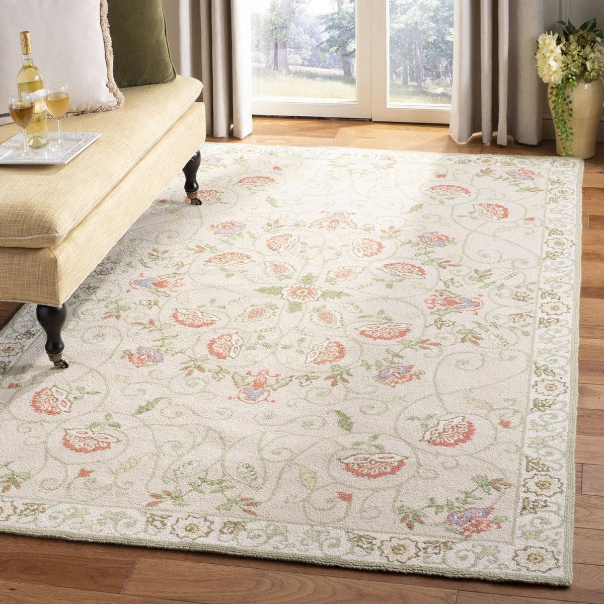 Safavieh Clearance Chelsea HK330A Beige Rug