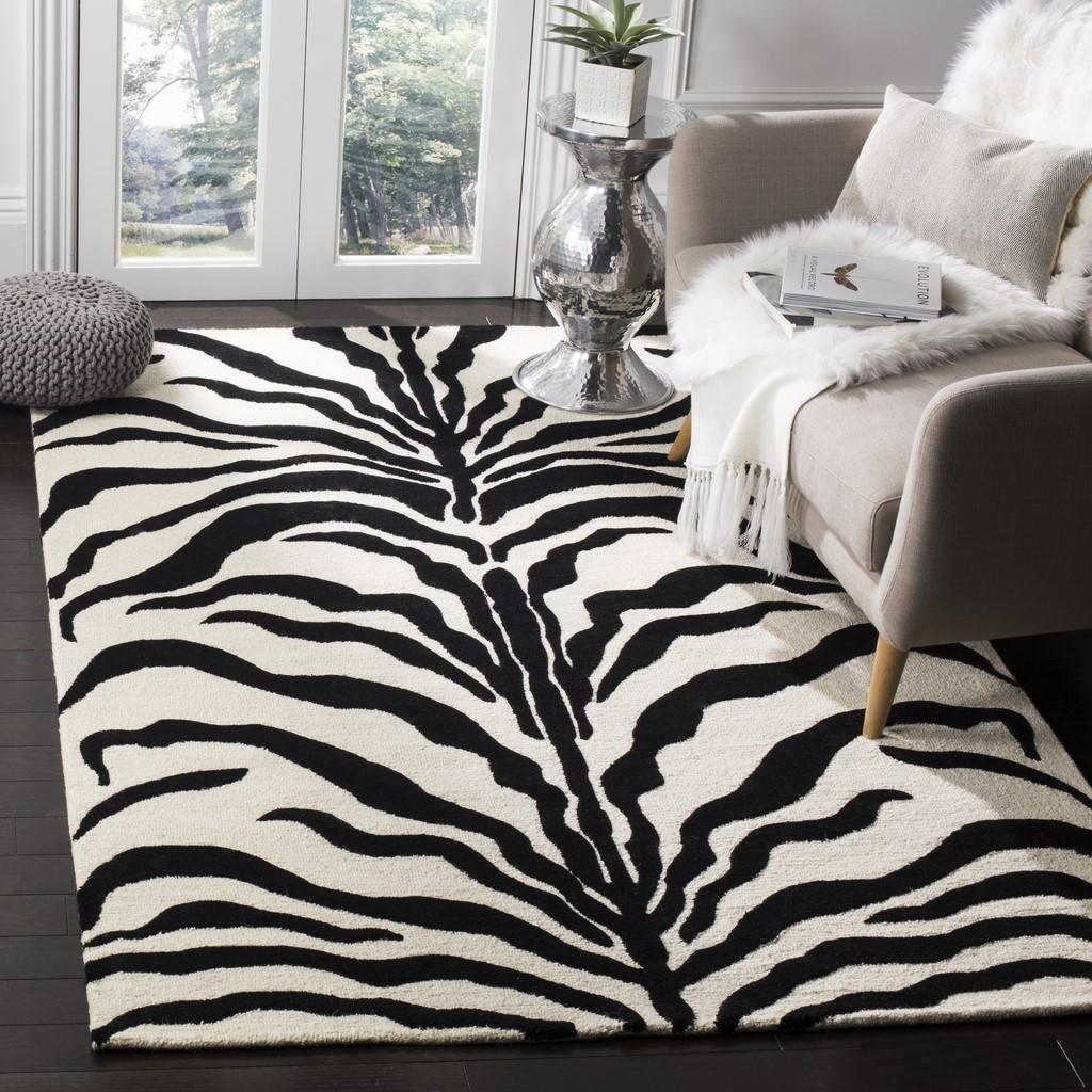 Safavieh Clearance Cambridge CAM709Q Ivory Rug