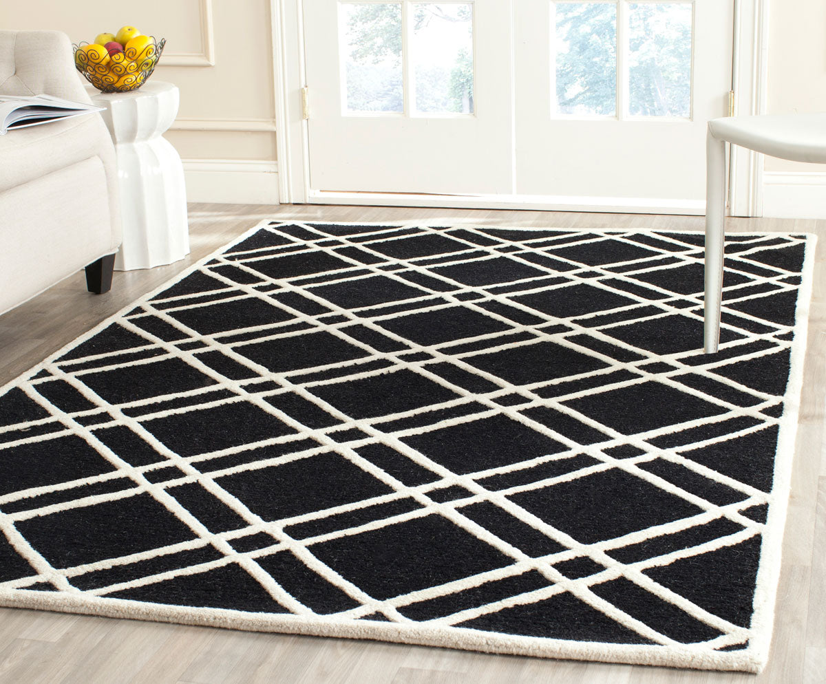 Safavieh Clearance Cambridge CAM142E Black Rug
