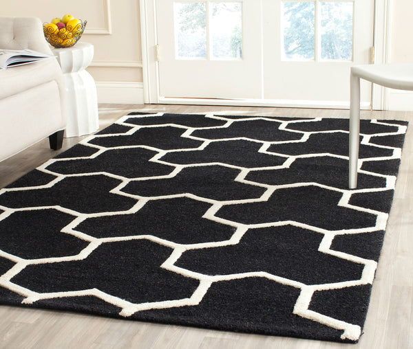 Safavieh Clearance Cambridge CAM146E Black Rug