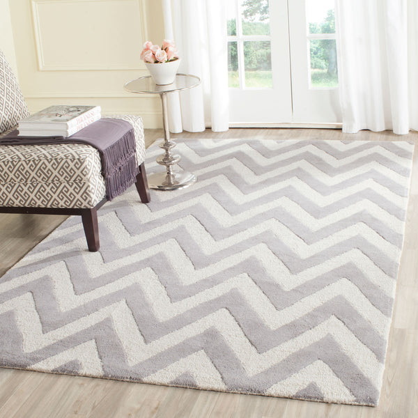 Safavieh Clearance Cambridge CAM139D Silver Rug