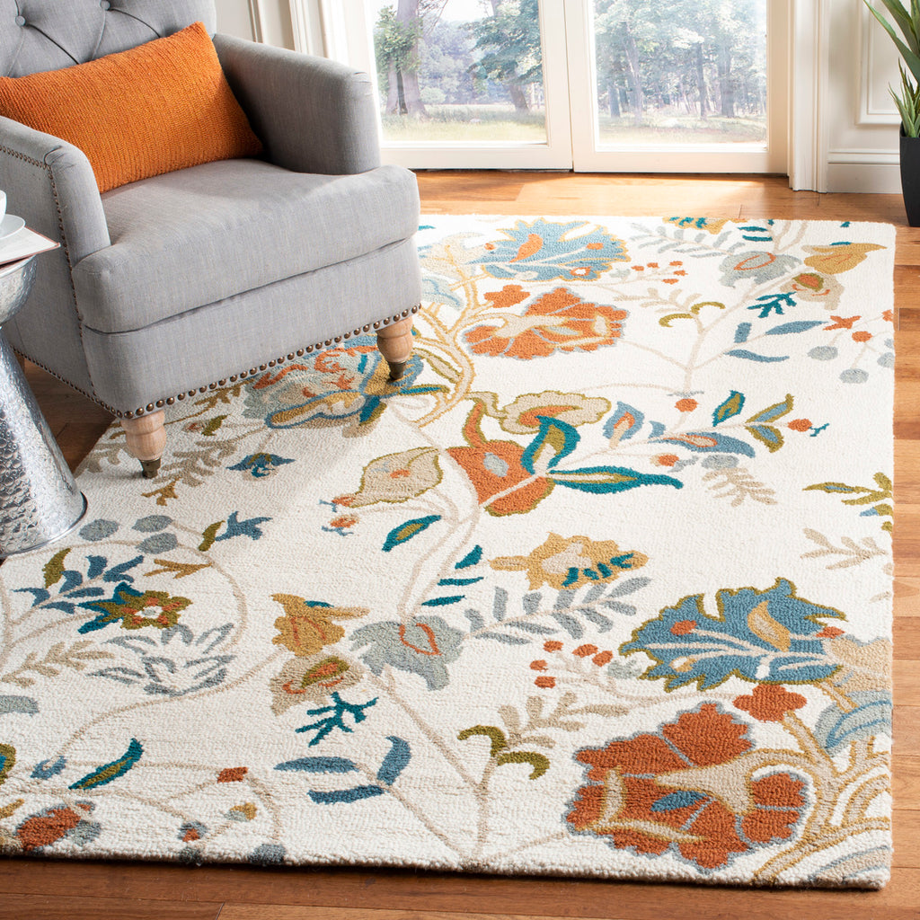 Safavieh Clearance Blossom BLM975A Ivory Rug