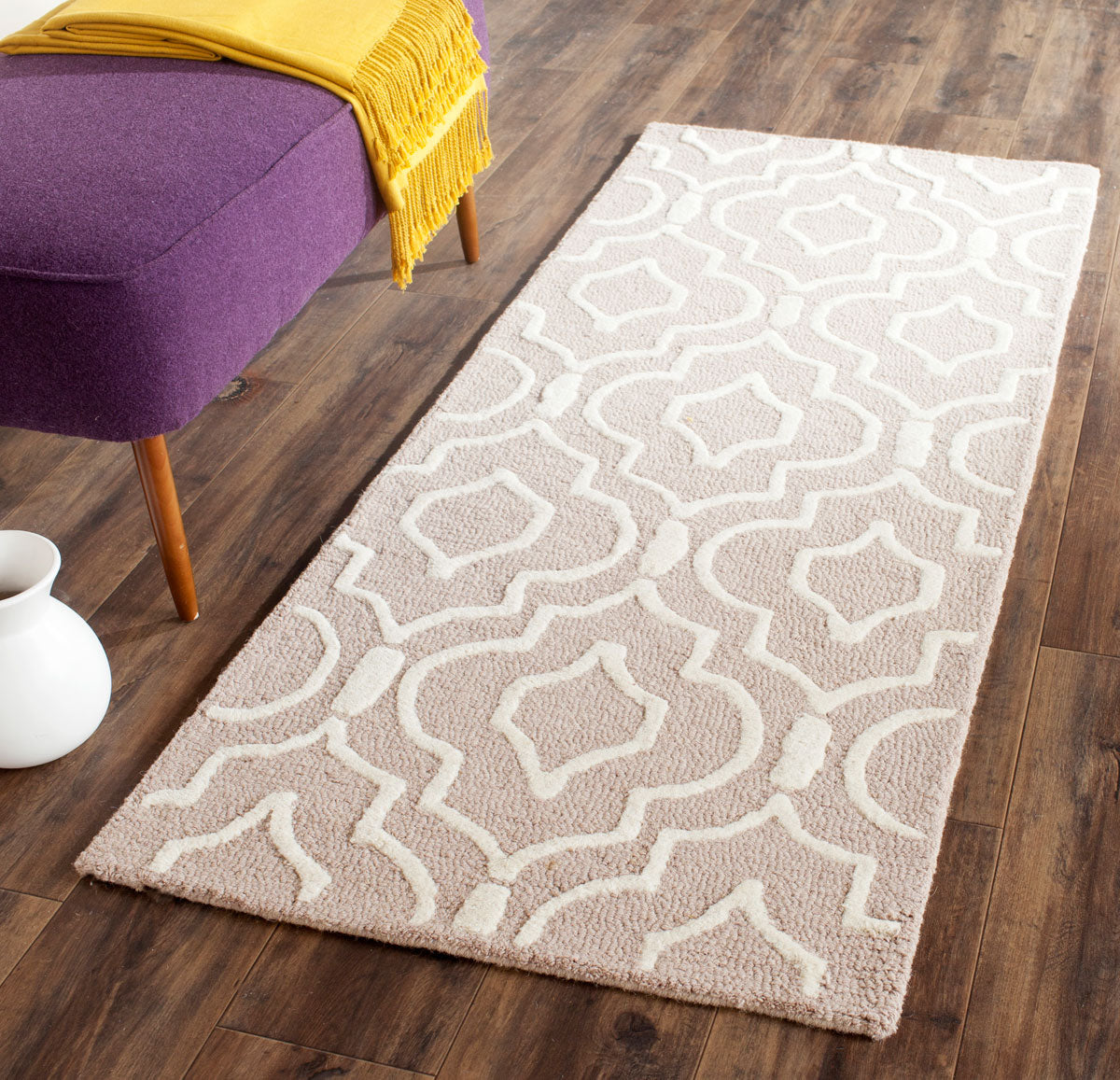 Safavieh Clearance Cambridge CAM141J Beige Rug