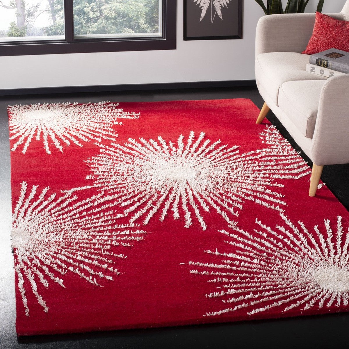 Safavieh Clearance Sohos SOH712L Red Rug