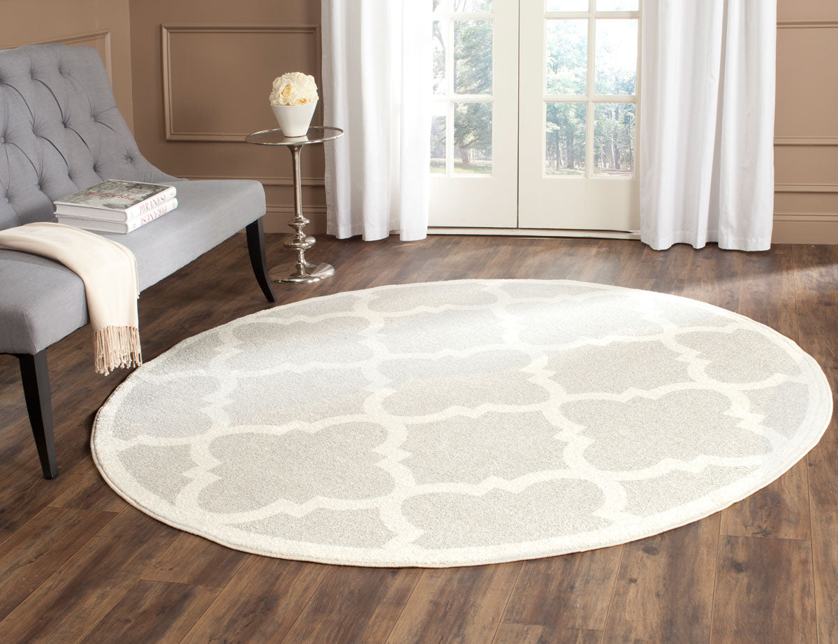 Safavieh Clearance Amherst AMT423B Light Grey Rug