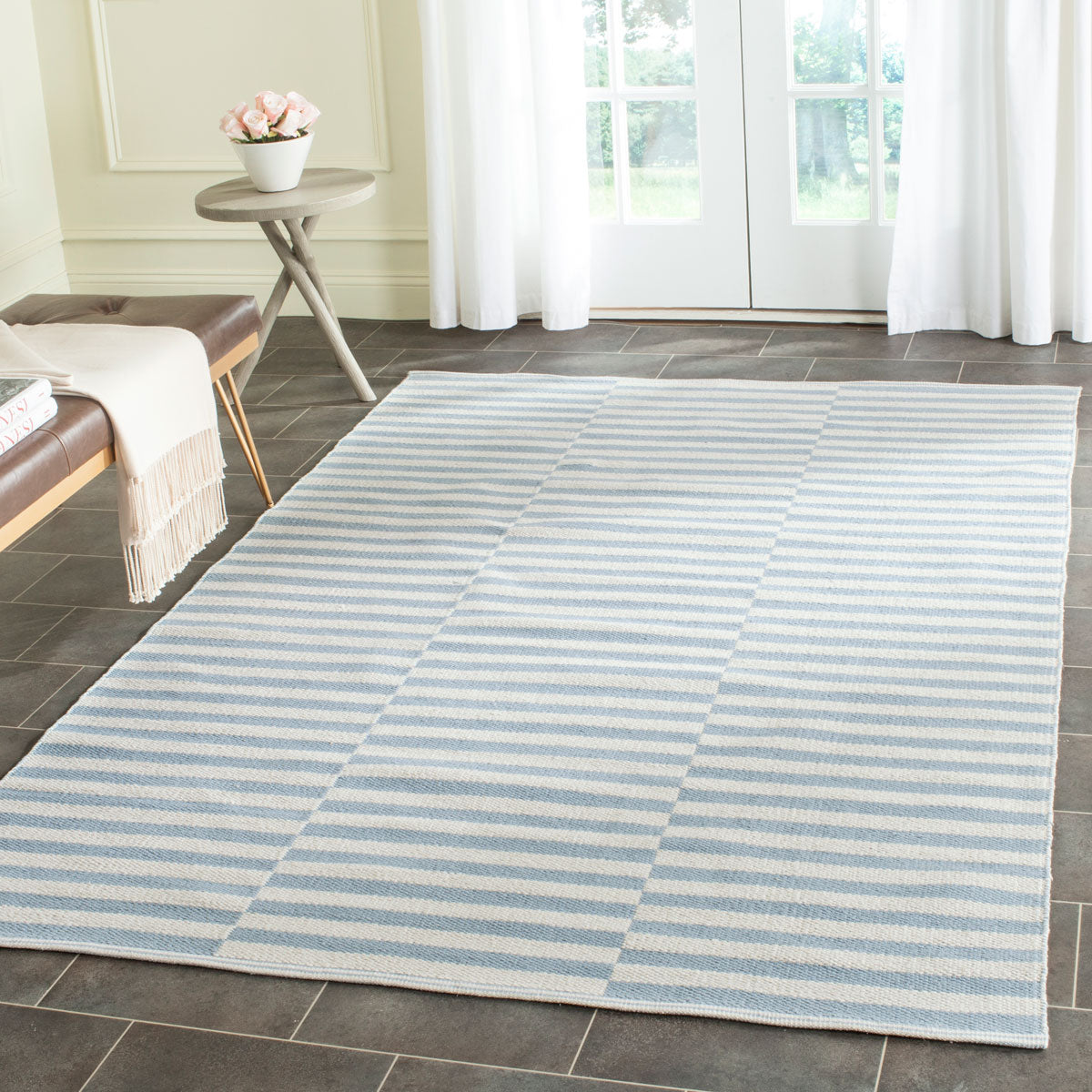 Safavieh Clearance Montauk MTK715B Light Blue Rug