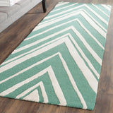Safavieh Clearance Cambridge CAM711T Teal Rug