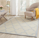 Safavieh Clearance Cambridge CAM134F Ivory Rug