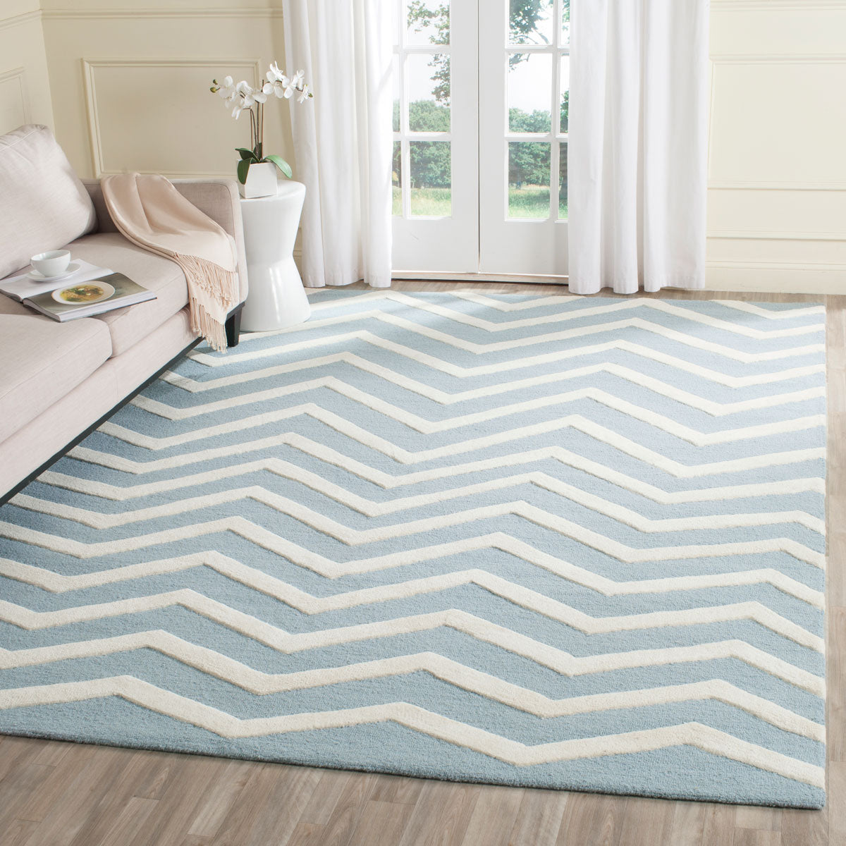 Safavieh Clearance Cambridge CAM714B Blue Rug