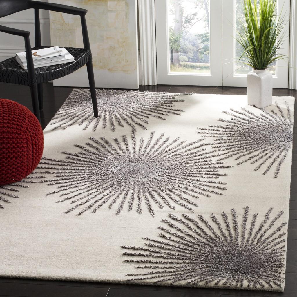 Safavieh Clearance Sohos SOH712J Ivory Rug